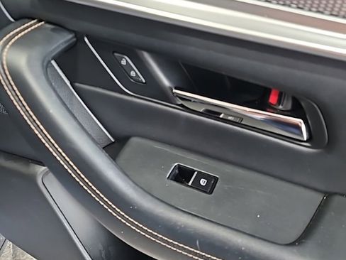 Used 2025 MAZDA CX-70 3.3 Turbo w/ Preferred Package image 11