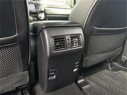 Used 2016 Toyota 4Runner Trail Premium AWD/4WD image 18