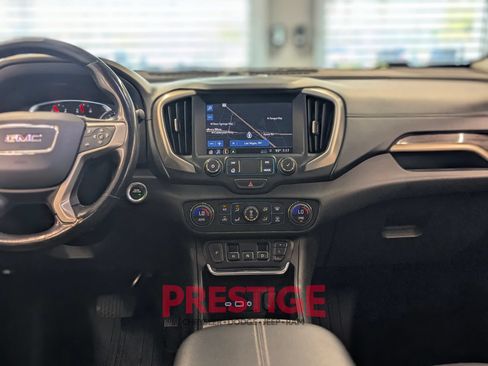 Used 2020 GMC Terrain Denali w/ Denali Premium Package FWD image 22
