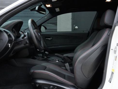 Used 2011 BMW 1 Series M image 47