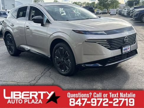 Used 2025 Nissan Murano Platinum w/ Cargo Package AWD/4WD image 1