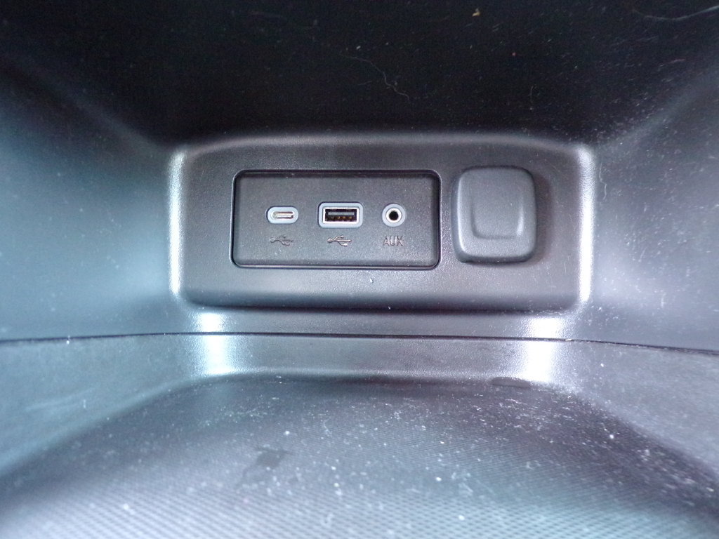 Used 2021 Chevrolet Equinox LT AWD/4WD image 18