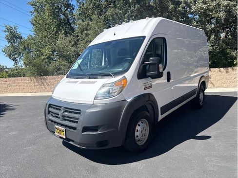 Used 2017 RAM ProMaster 1500 FWD image 3