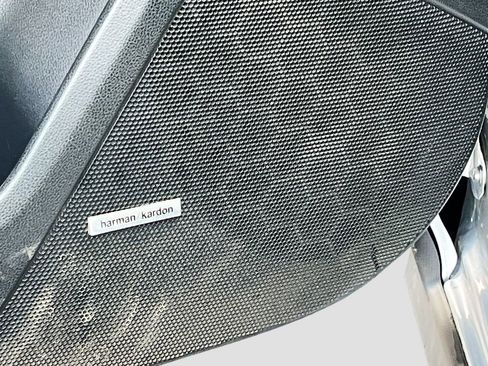 Used 2024 Subaru Crosstrek 2.5i Limited w/ Crosstrek Mirror Package AWD/4WD image 19