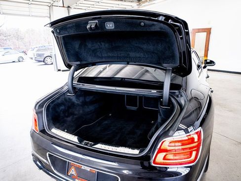 Used 2021 Bentley Flying Spur W12 image 65