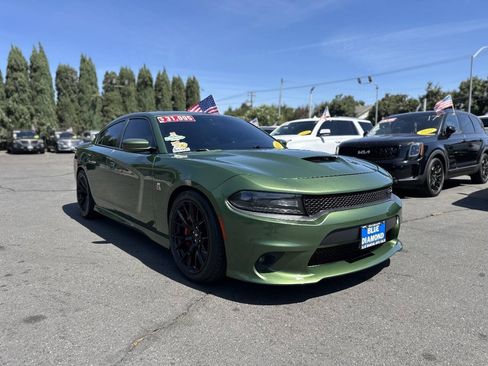 Used 2018 Dodge Charger R/T Scat Pack w/ Dynamics Package RWD image 1