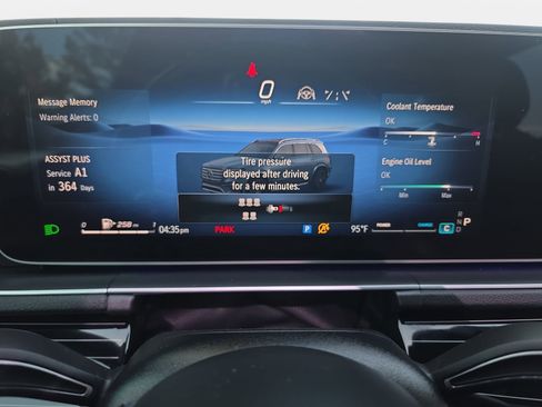 Used 2024 Mercedes-Benz GLS 580 4MATIC image 19