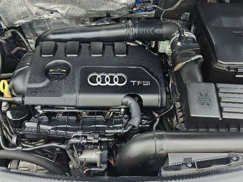 Used 2016 Audi Q3 2.0T Prestige w/ Prestige Package AWD/4WD image 9