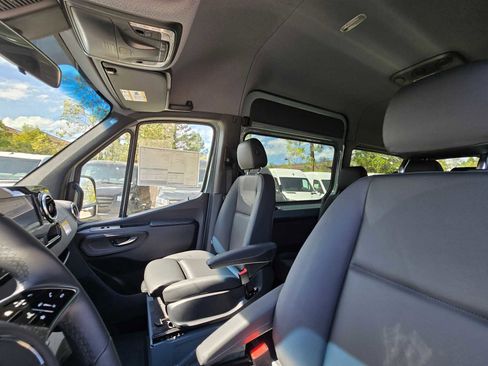 New 2025 Mercedes-Benz Sprinter 2500 image 21