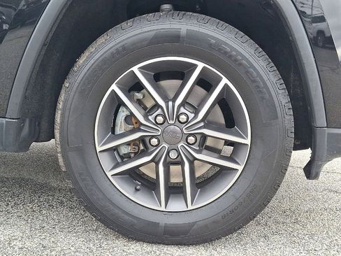 Used 2021 Jeep Grand Cherokee Limited AWD/4WD image 27