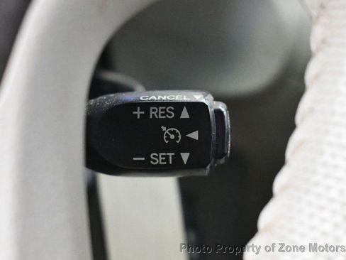 Used 2012 Toyota Sienna XLE image 36