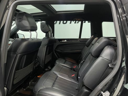 Used 2018 Mercedes-Benz GLS 450 4MATIC image 31