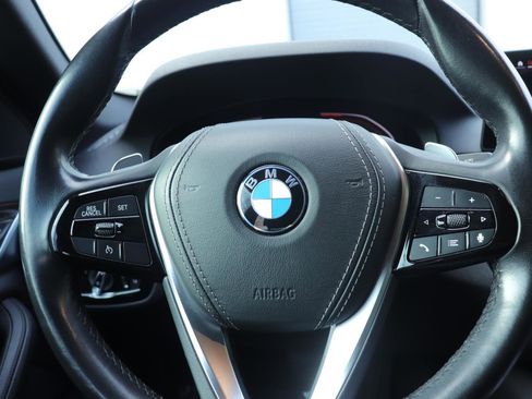 Used 2020 BMW 530i image 25