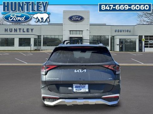 Used 2024 Kia Sportage EX image 5