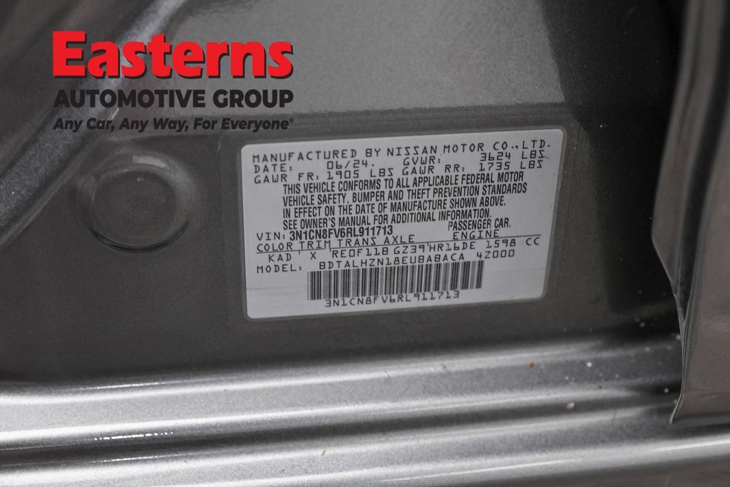 Used 2024 Nissan Versa SR FWD image 36