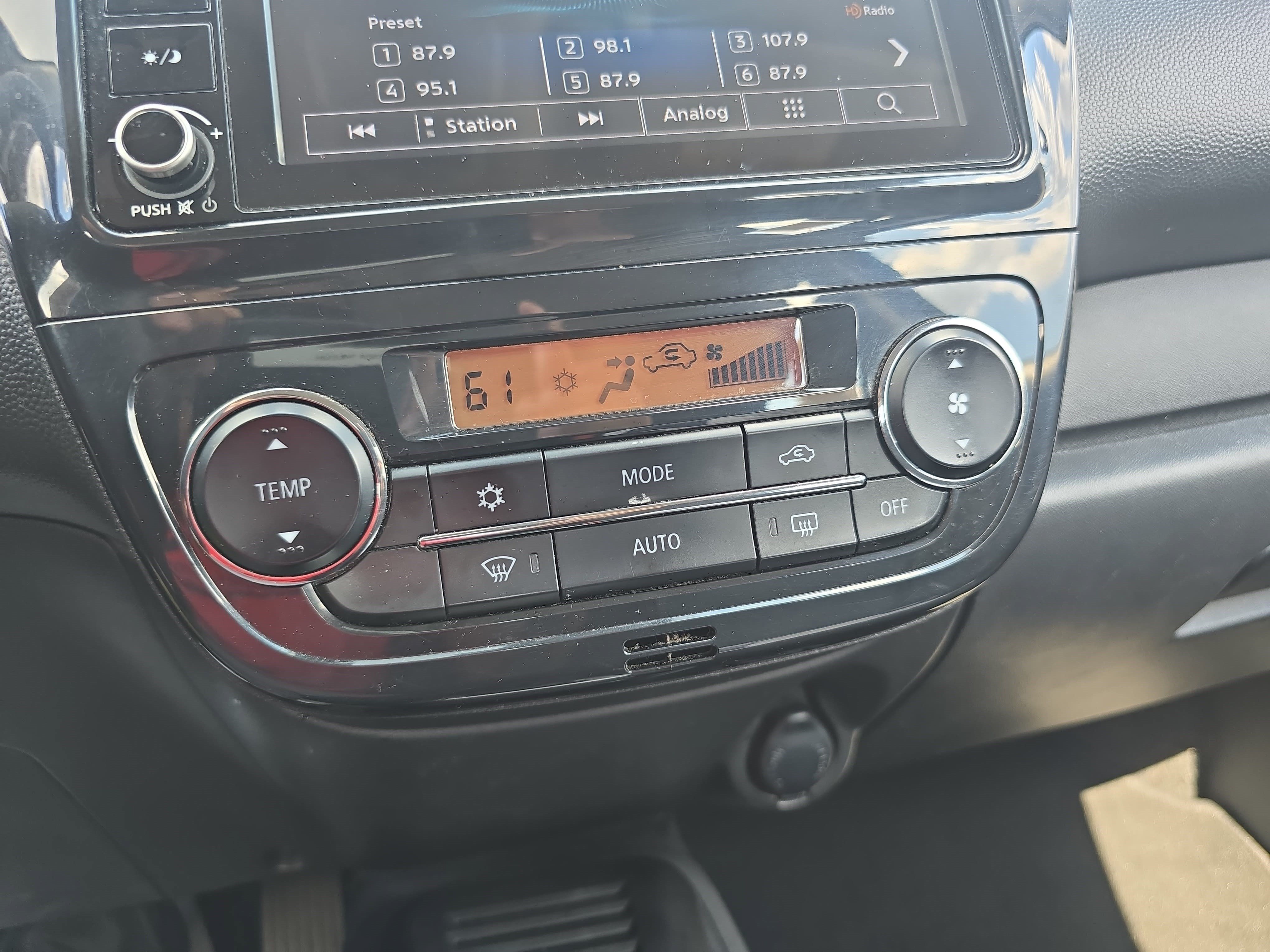 Used 2024 Mitsubishi Mirage ES FWD image 22