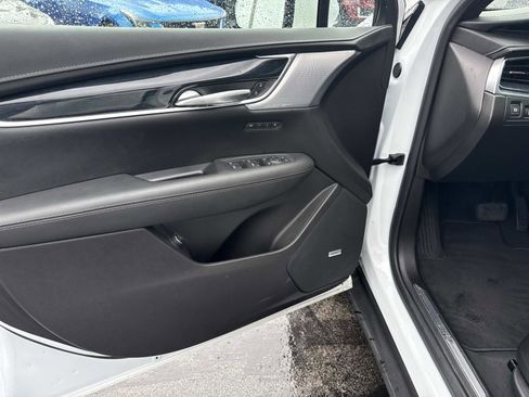 Used 2024 Cadillac XT5 Premium Luxury FWD image 21