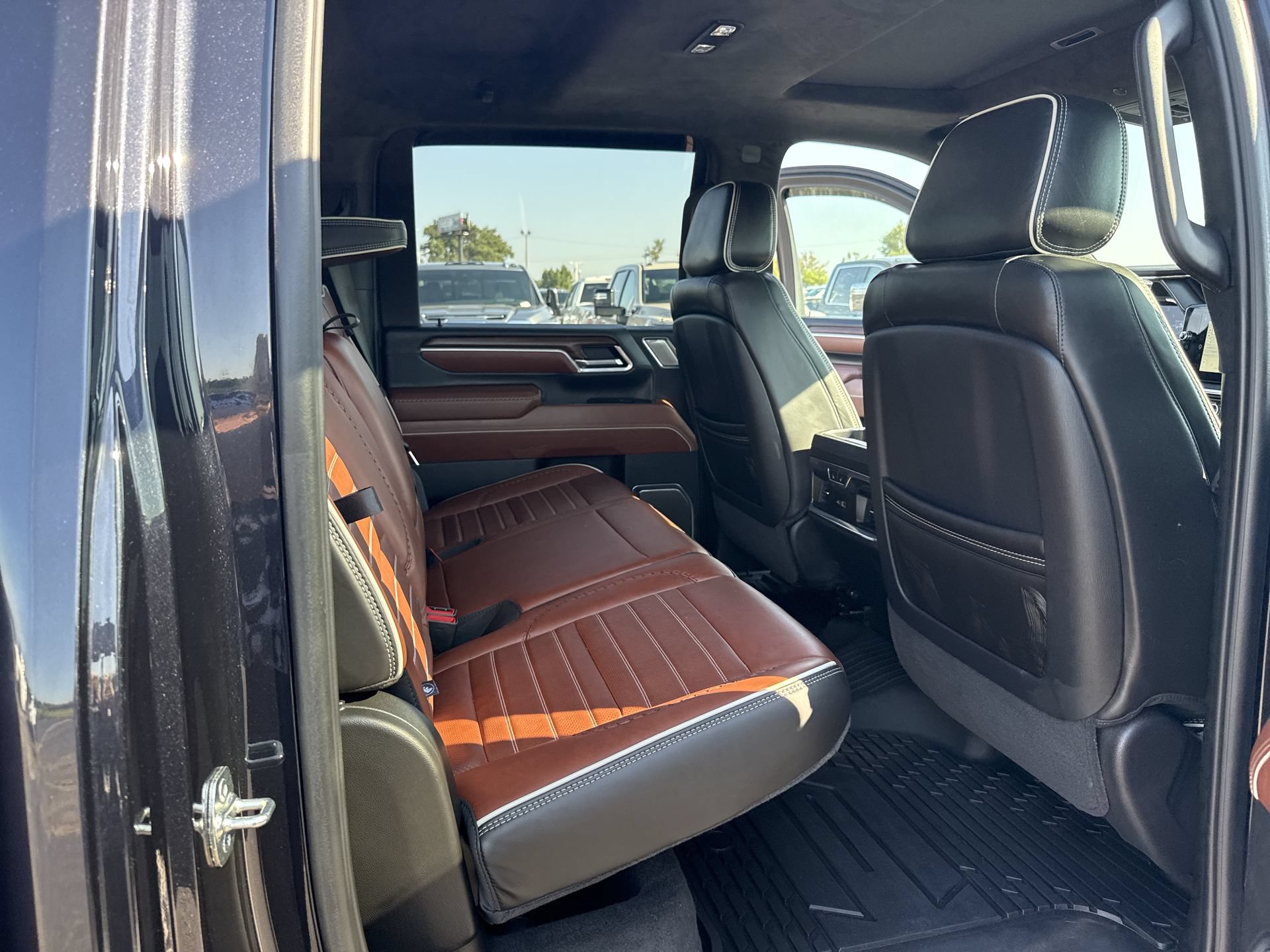 Used 2025 GMC Sierra 2500 Denali Ultimate AWD/4WD image 34