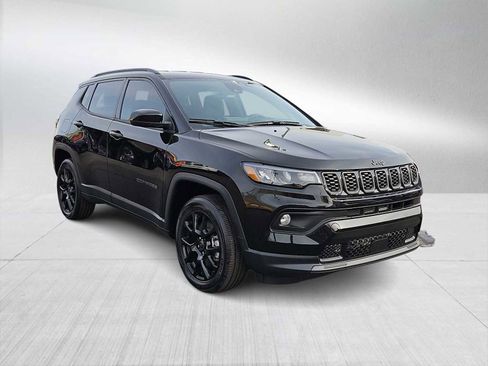 New 2026 Jeep Compass Latitude image 2