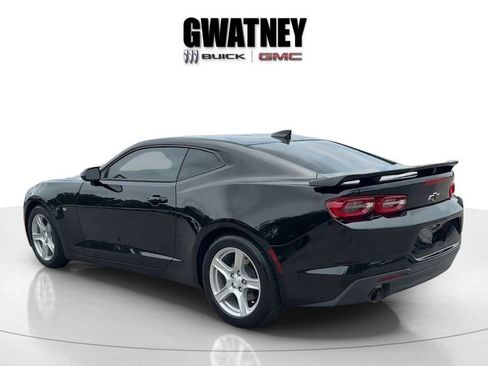 Used 2024 Chevrolet Camaro LT RWD image 5