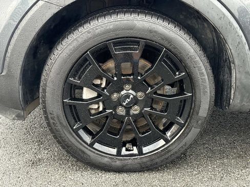 Used 2022 Kia Telluride EX w/ EX Premium Package AWD/4WD image 8