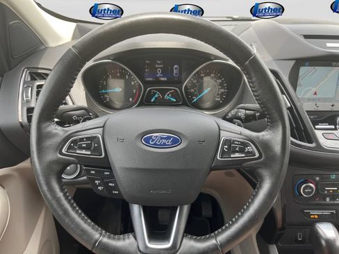 Used 2017 Ford Escape Titanium AWD/4WD image 21