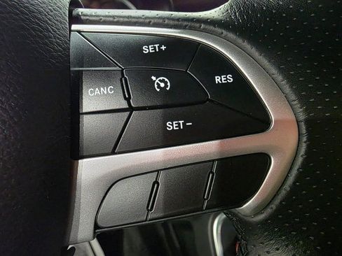 Used 2018 Dodge Challenger R/T Scat Pack image 6