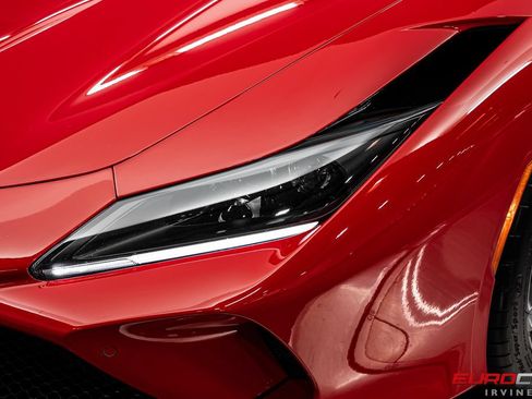 Used 2021 Ferrari F8 Tributo RWD image 13