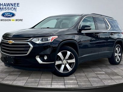 Used 2021 Chevrolet Traverse LT