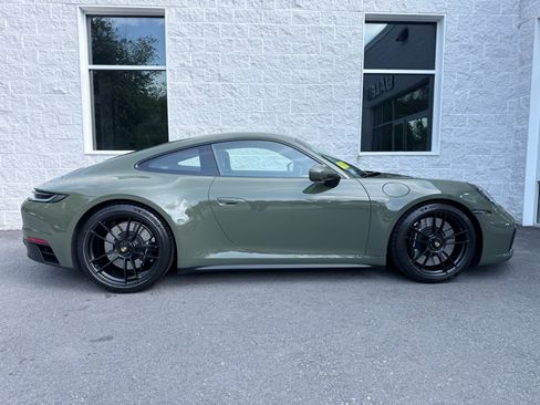 Used 2024 Porsche 911 Carrera GTS RWD image 35