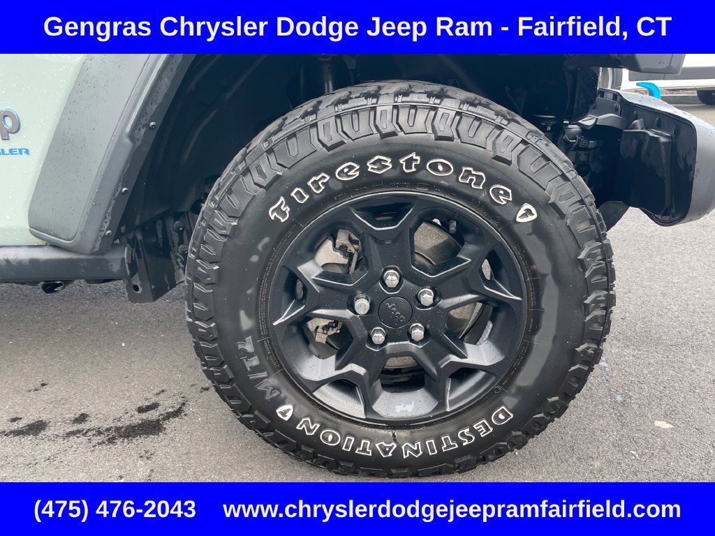Used 2023 Jeep Wrangler Unlimited w/ Sun & Screen Package AWD/4WD image 9