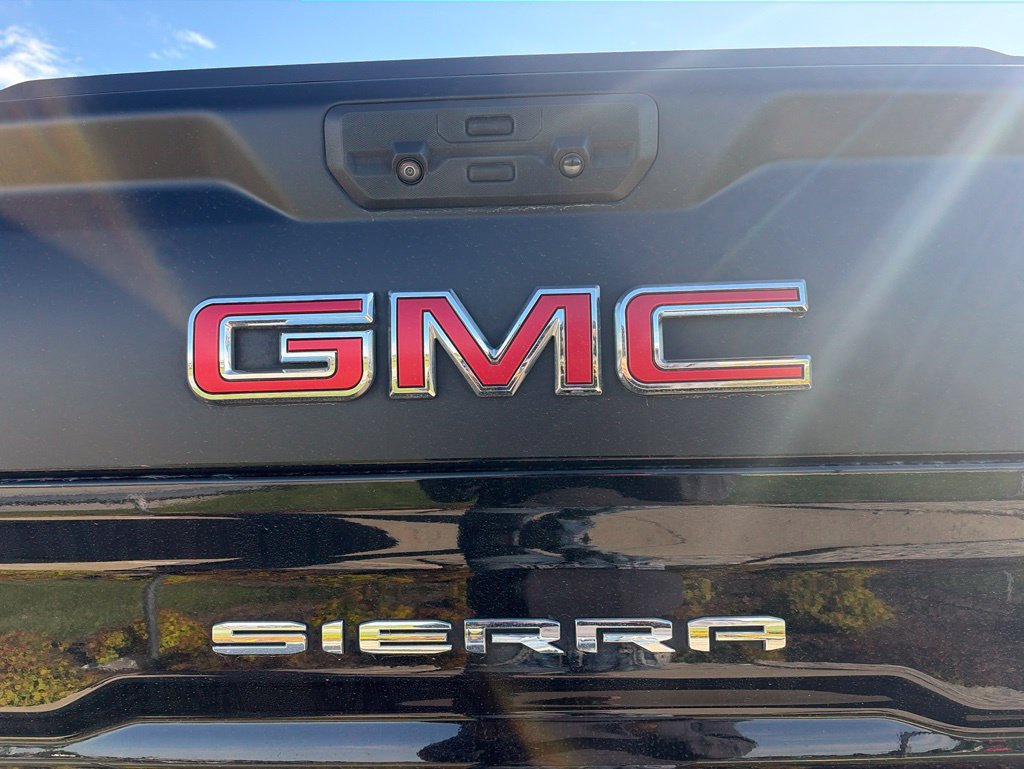 Used 2023 GMC Sierra 1500 AT4X w/ AT4X AEV Edition AWD/4WD image 16