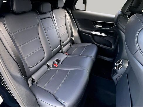 Used 2025 Mercedes-Benz GLC 350e 4MATIC w/ Driver Assistance Package image 20