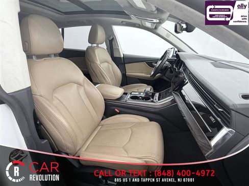 Used 2020 Audi Q8 Prestige w/ Prestige Package AWD/4WD image 49