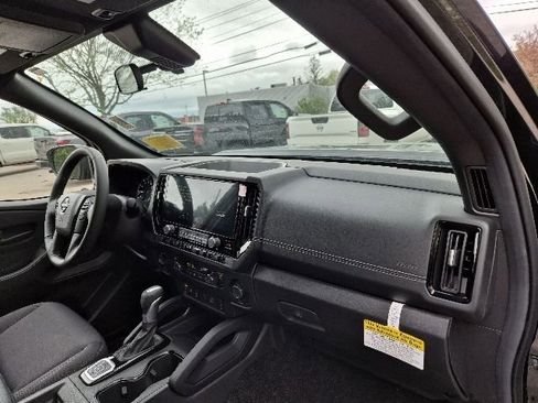 New 2026 Nissan Frontier SV w/ SV Convenience Package AWD/4WD image 12