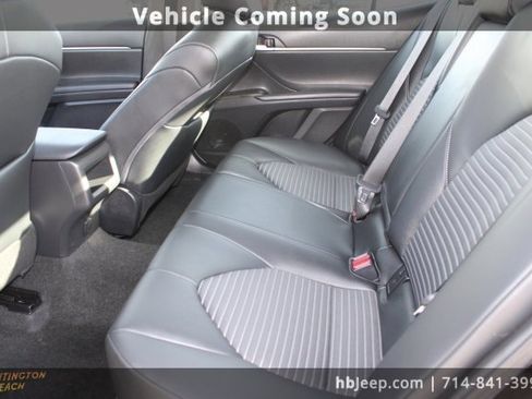 Used 2023 Toyota Camry SE image 37