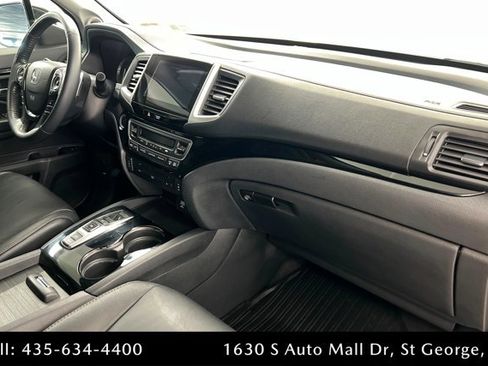 Used 2017 Honda Pilot Touring image 25