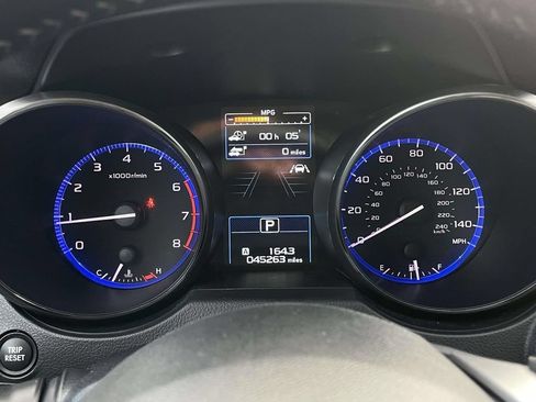 Used 2019 Subaru Outback 2.5i Touring w/ Popular Package #3A AWD/4WD image 15