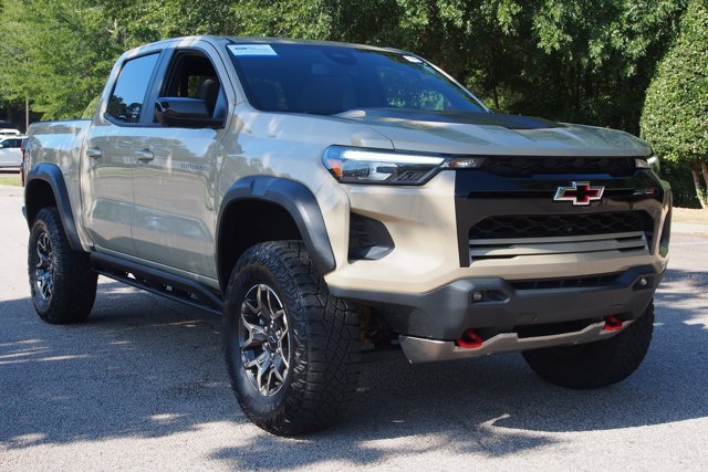 Used 2024 Chevrolet Colorado ZR2 w/ Technology Package AWD/4WD image 1