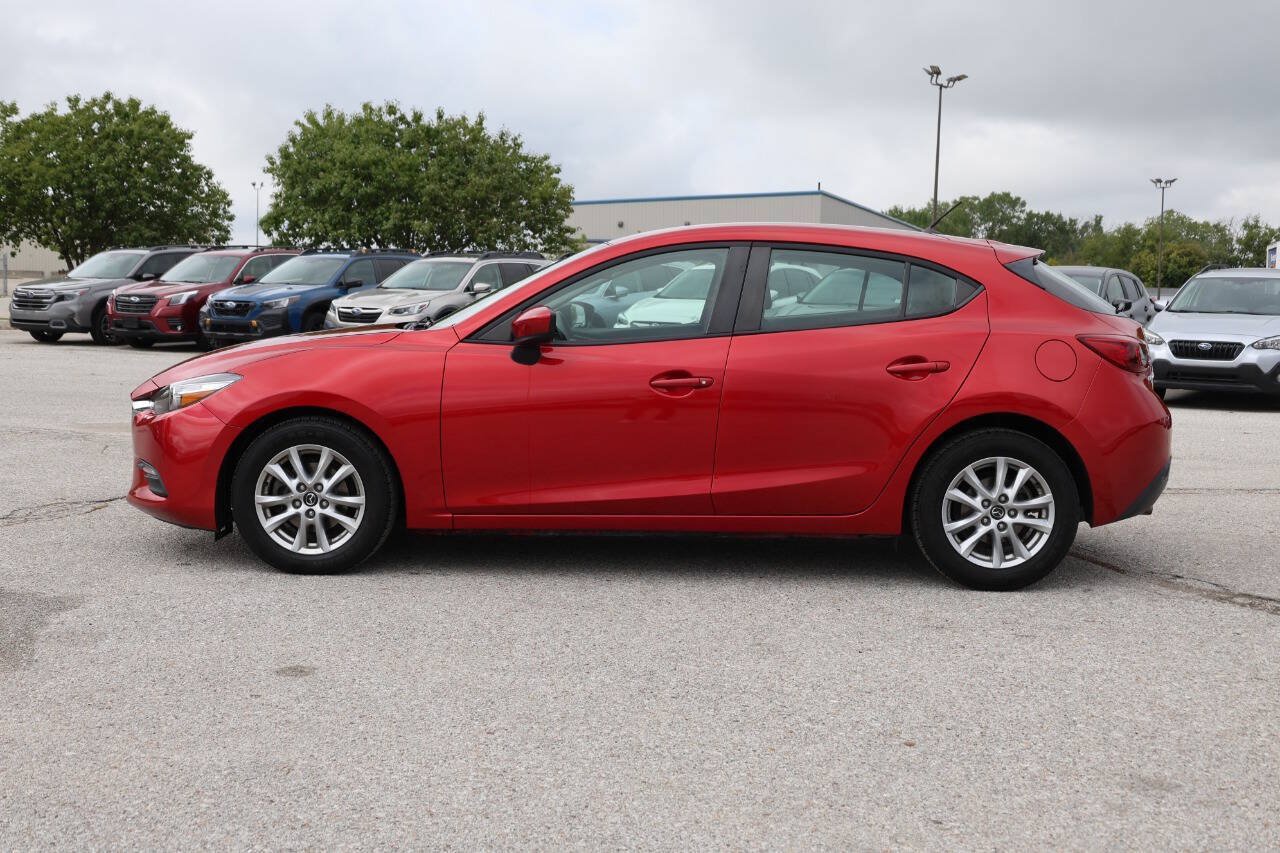 Used 2018 MAZDA MAZDA3 Sport FWD image 8