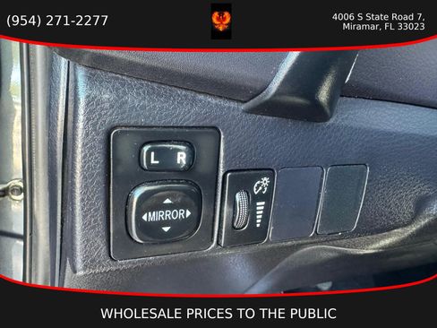 Used 2017 Toyota Corolla LE FWD image 15