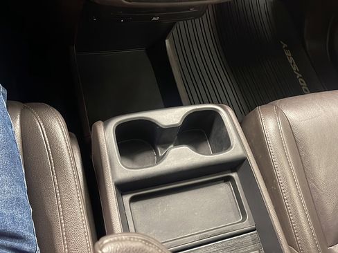 Used 2020 Honda Odyssey Touring image 12