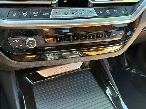 Used 2024 BMW X3 xDrive30i w/ Premium Package AWD/4WD image 33
