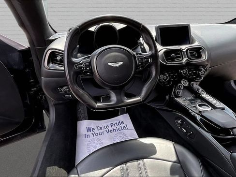 Used 2019 Aston Martin V8 Vantage Coupe RWD image 8