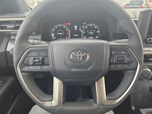 New 2026 Toyota Tacoma TRD Off-Road AWD/4WD image 17