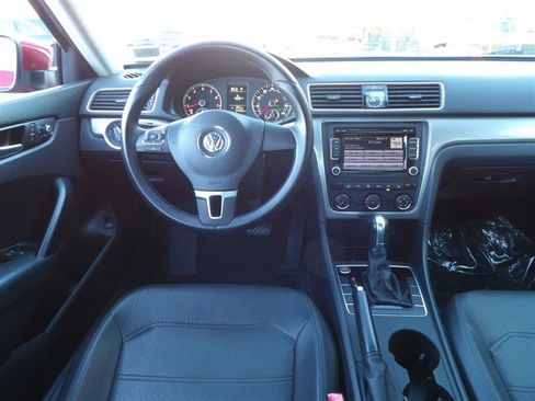 Used 2015 Volkswagen Passat 1.8T Limited Edition image 13