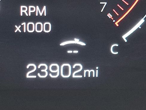 Certified 2025 GMC Yukon XL Denali image 3