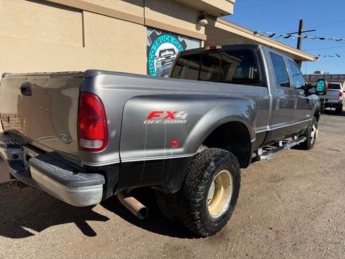 Used 2003 Ford F350 Lariat image 3