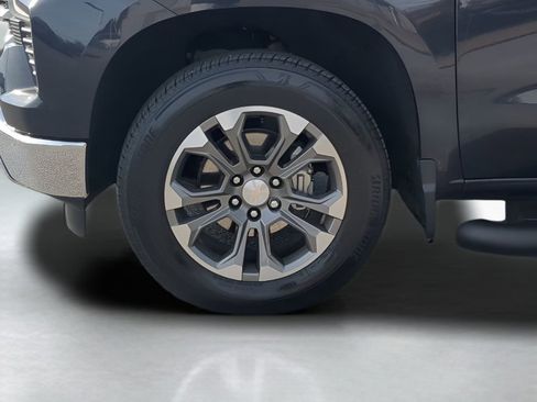 Used 2022 Chevrolet Silverado 1500 LTZ w/ LTZ Premium Package image 19
