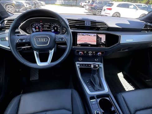 Certified 2025 Audi Q3 2.0T Premium Plus w/ Premium Plus Package AWD/4WD image 3